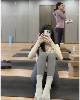 阿九休两天主播照片