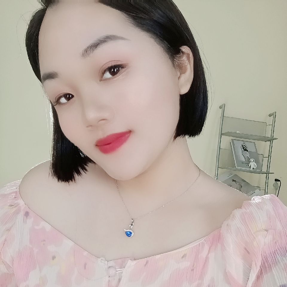 新人唱歌主播夏夏海报