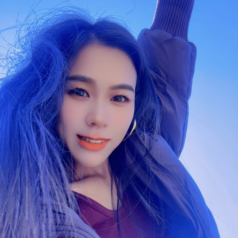 扎扎🌹海报