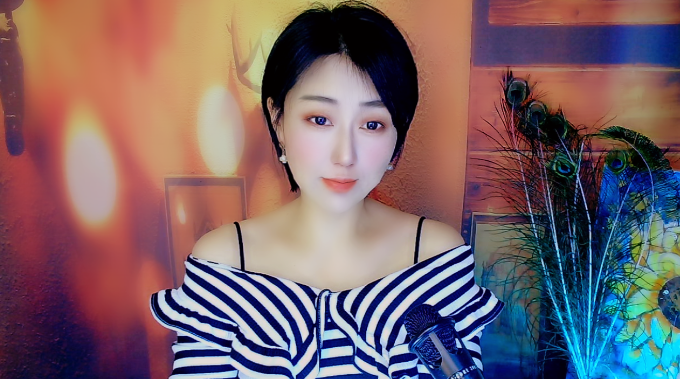甜甜九月的主播照片