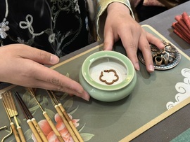 茶茶大吉大利主播照片