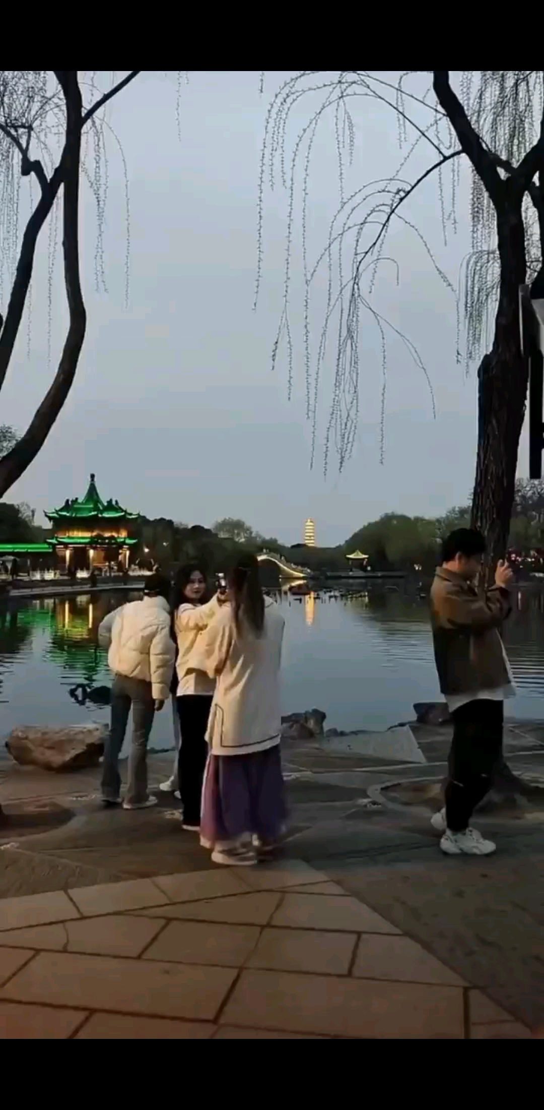 烟花三月下扬州