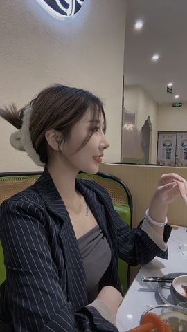 大拉馨💌差2个火山主播照片