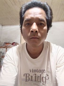 爱勒保主播照片