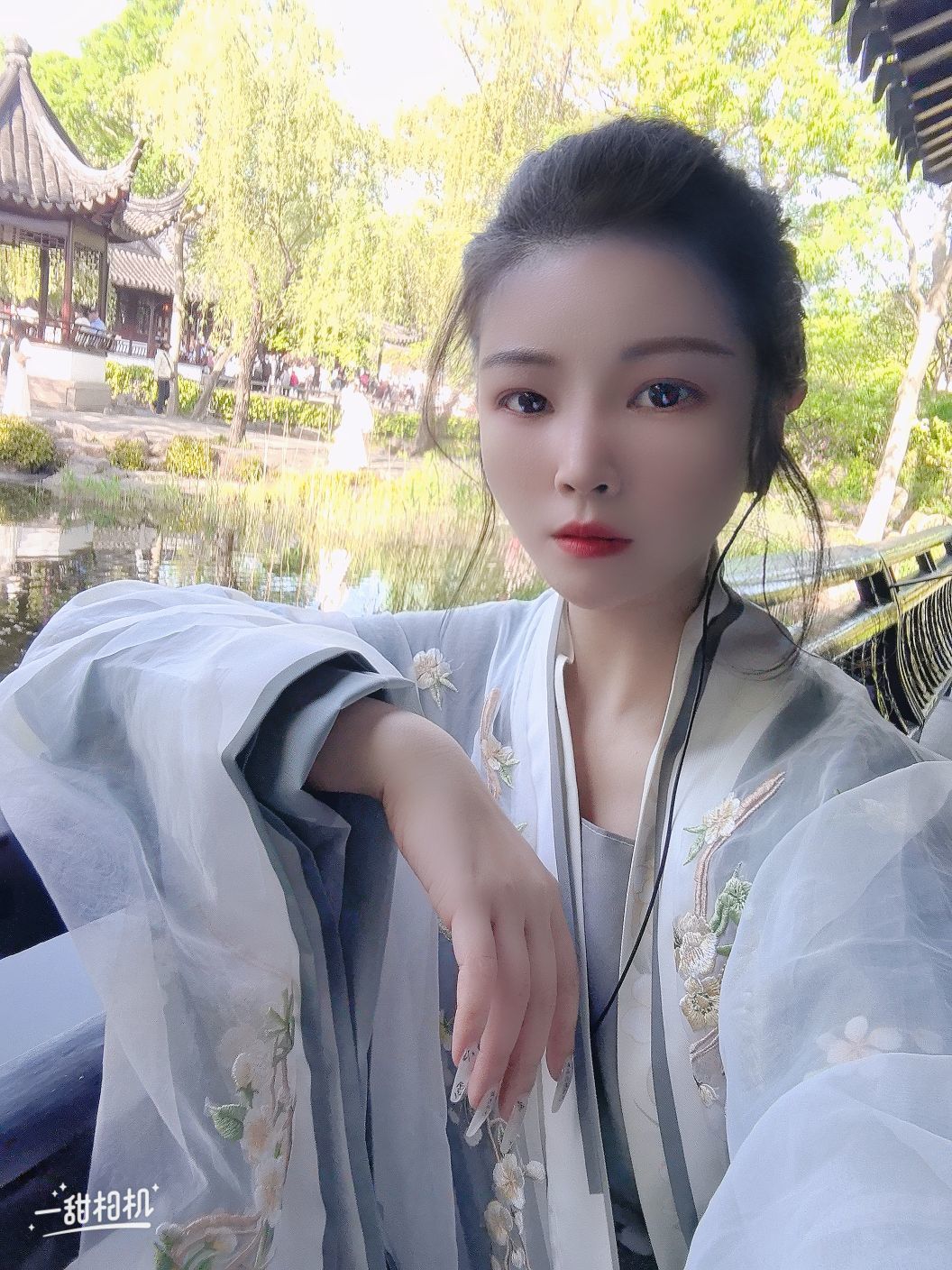 小阿宁求点舞🎀的图片
