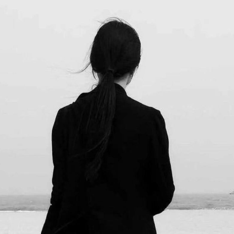 小阿婕、海报