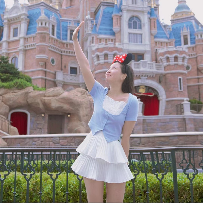 李李李梓沫啊的主播海报