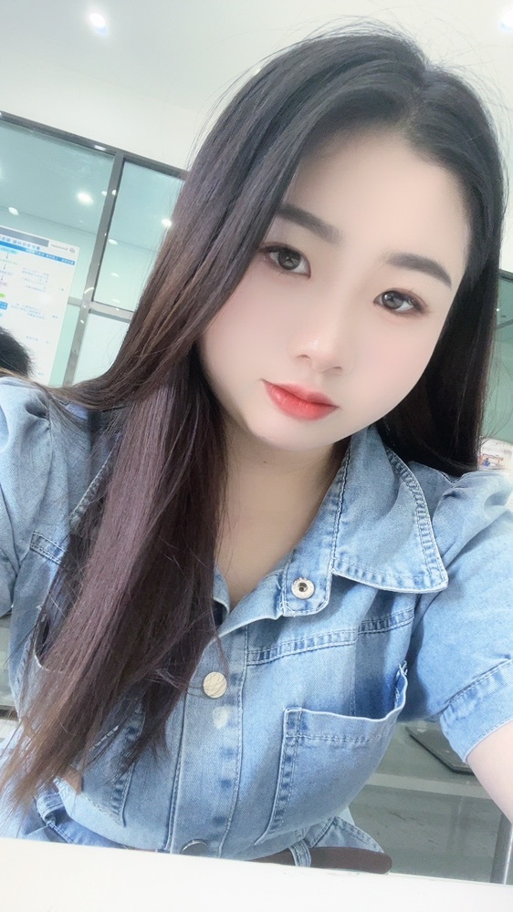 新人小忆暂休的图片