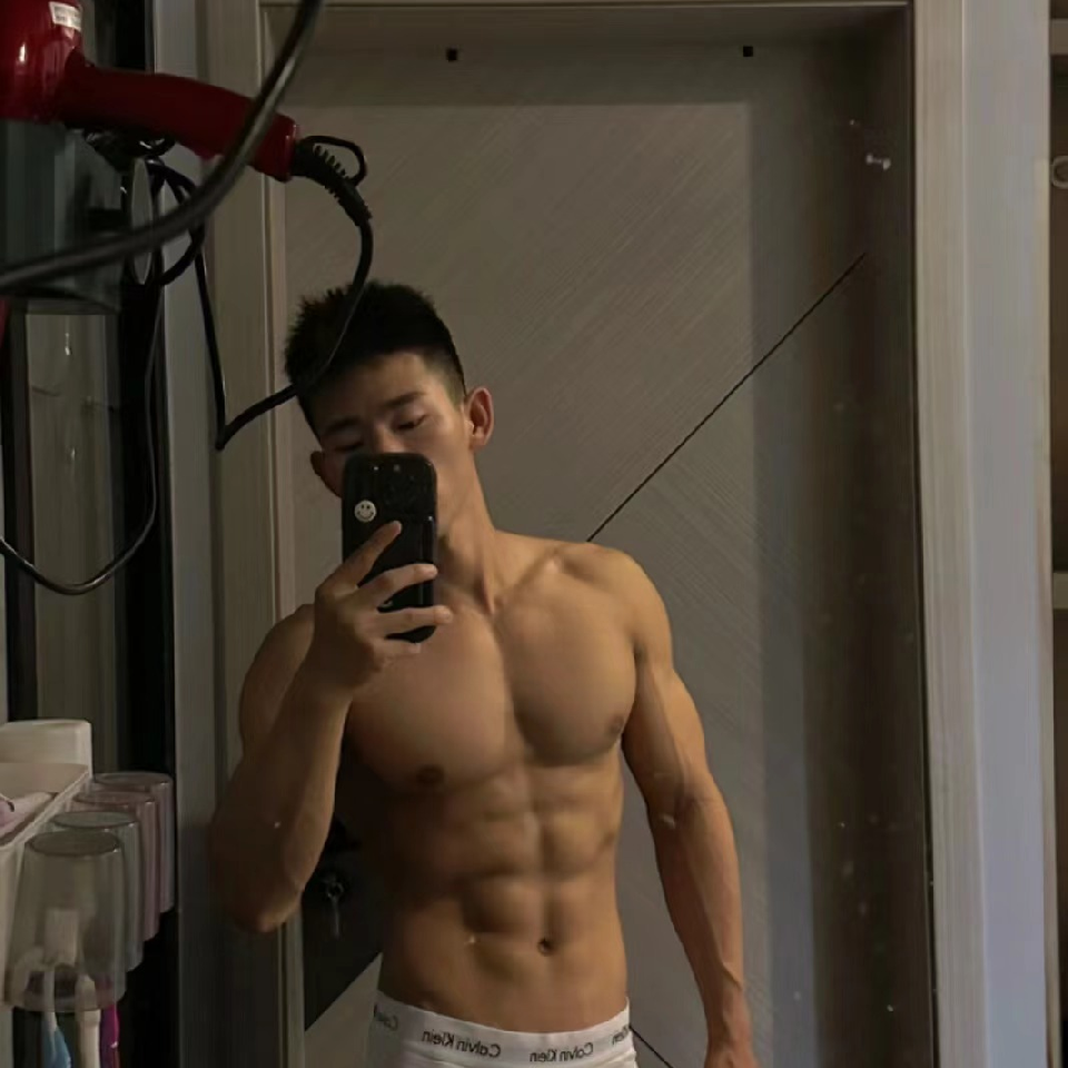是昊阳啊海报