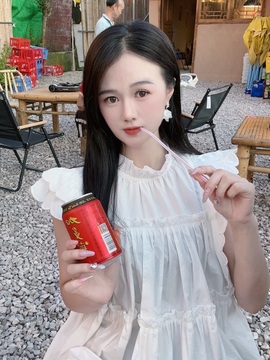 清雅休主播照片