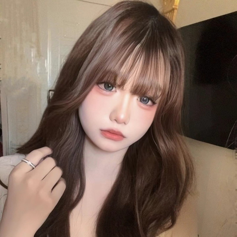 新人小咩海报