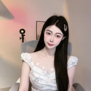 小桃汁海报