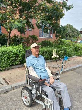 无聊听歌🍀蛇年好运主播照片