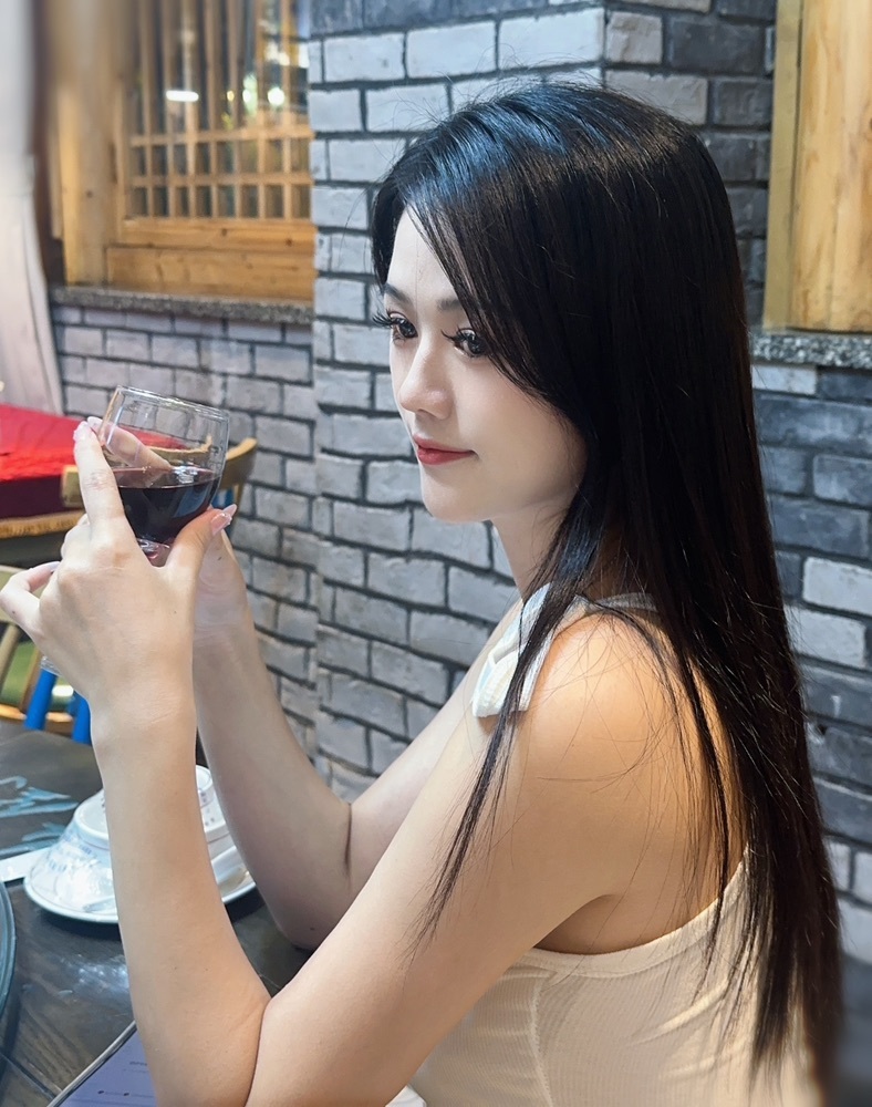 清雅休的图片