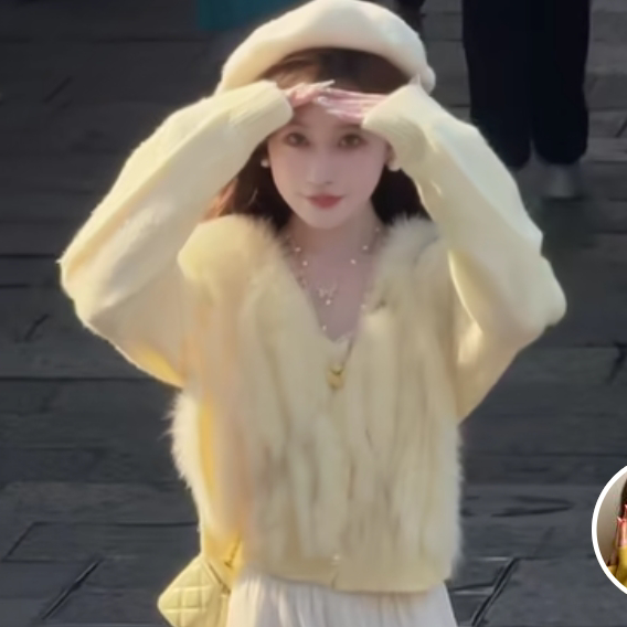 少女姐姐来了海报