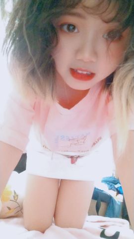 殇殇碎主播照片