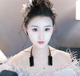 小婷🎤烟嗓☆づ的图片