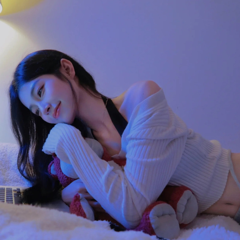 溫柔歌者小凡不凡的主播海報