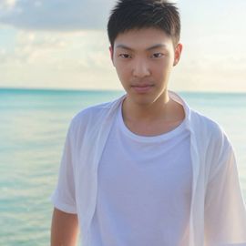 人在天地间百善孝为先主播照片