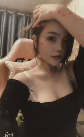 645936主播照片