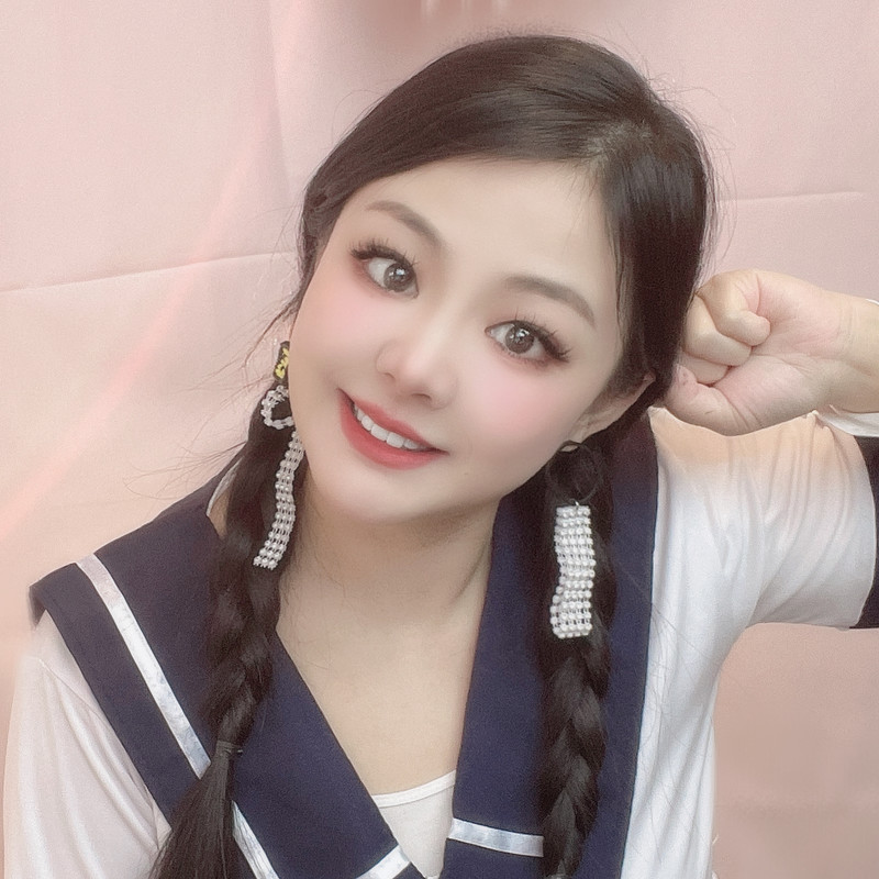 香草小奶油海报