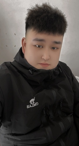 奇奇🍃主播照片