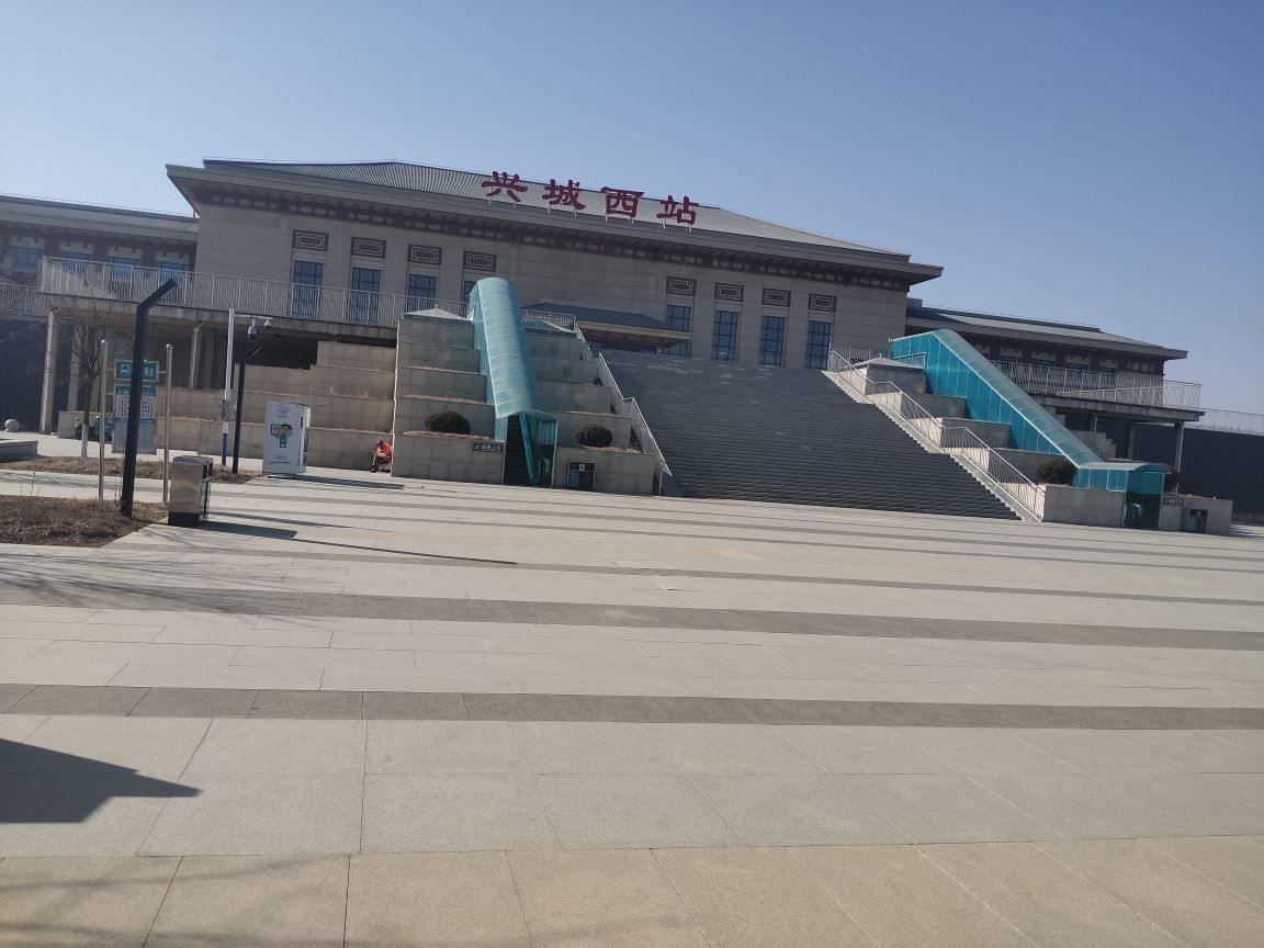 ?謙恭比索鳥?主播圖片
