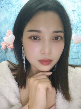 小芳，🌸减肥打卡主播照片