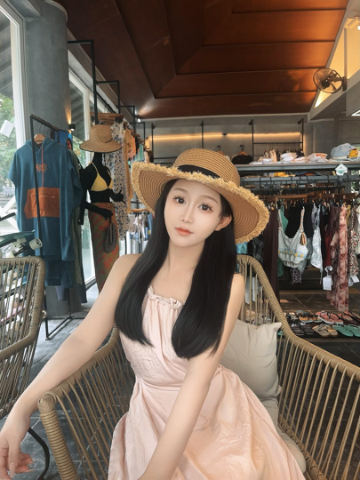 新人阿梨海报