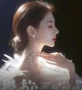 沉默LASE主播照片