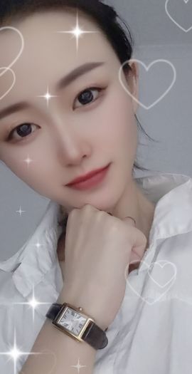 99。唱歌滴主播照片