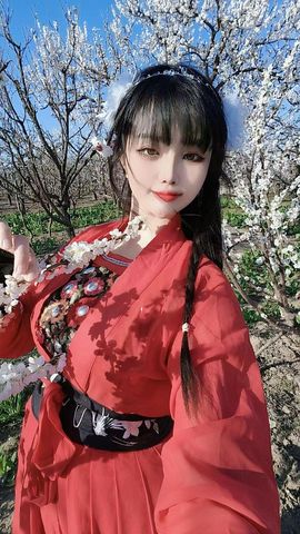 妞妞骑行三亚的图片