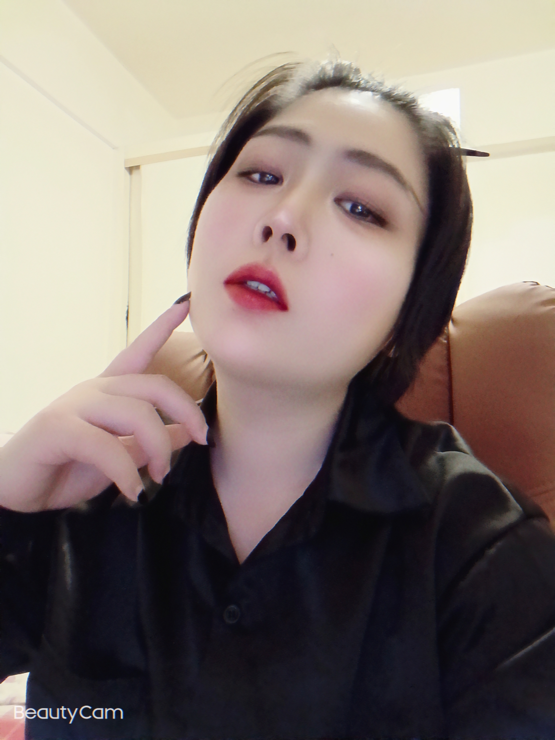 甜甜私房貓_的主播照片