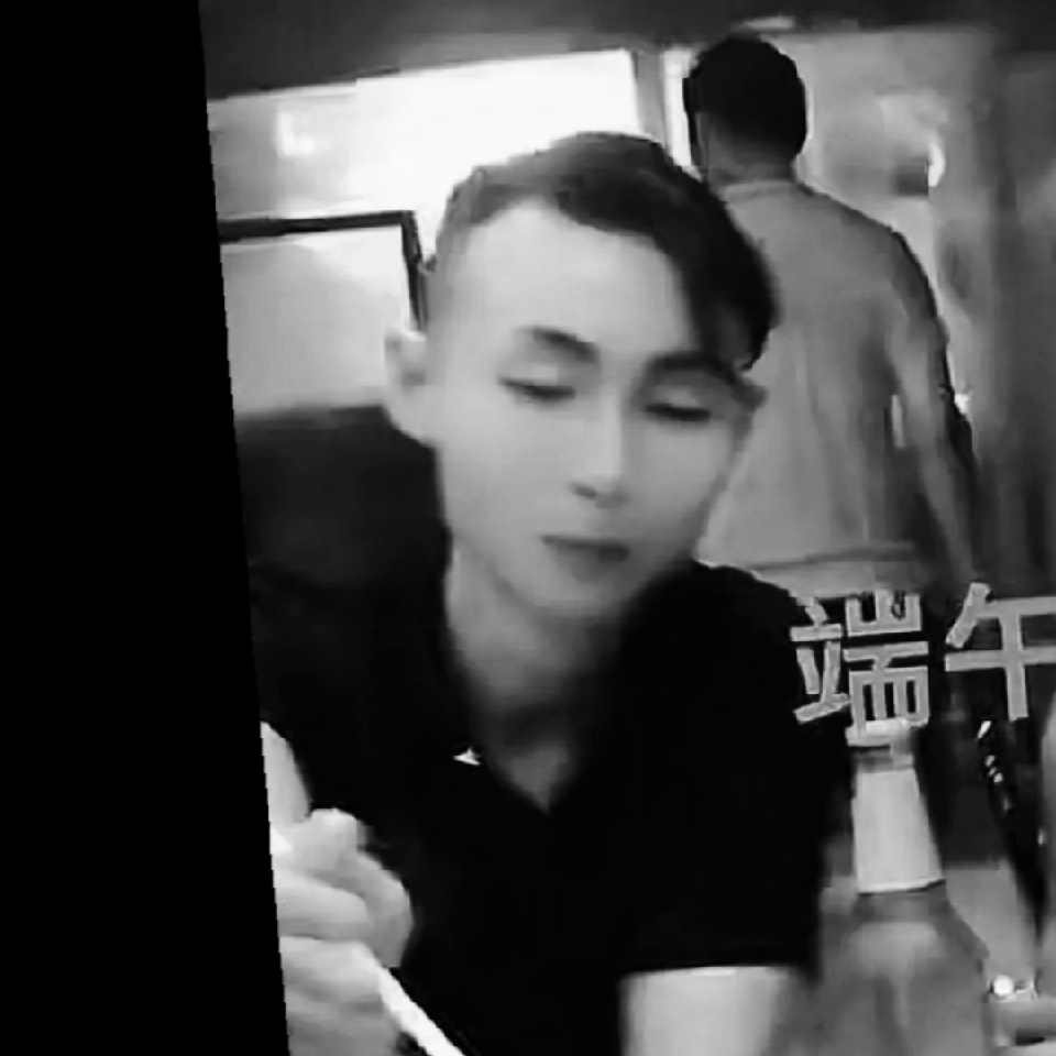 萌新宝宝MBpjdT海报