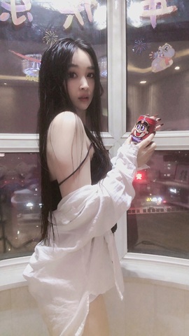 小玲宝🧸安静唱歌主播照片