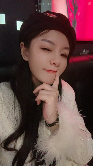 小叶子^_^海报