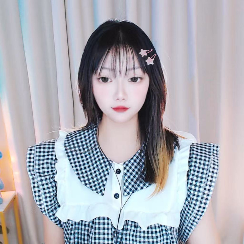 新人小芙蓉吖的主播海报