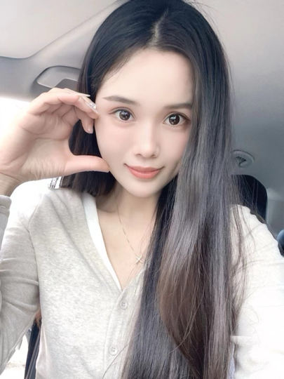 灵儿谢123大帅哥海报