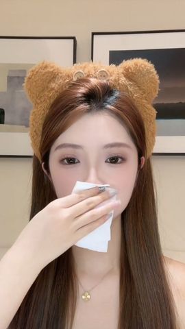 二两桃花醉今生的图片