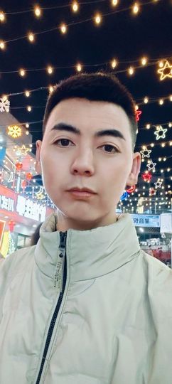 陈世圆主播照片