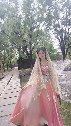 妞妞骑行中国主播照片