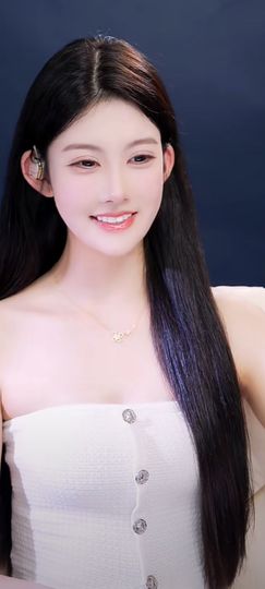 二两桃花醉今生的图片