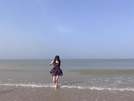 唱歌小瑜主播照片