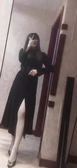 小玲宝🧸安静唱歌主播照片