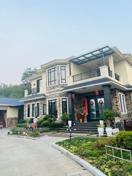 东是东山在起的东主播照片
