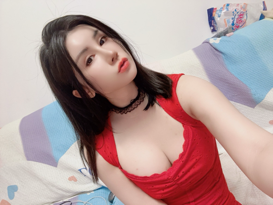 紫er回来了海报