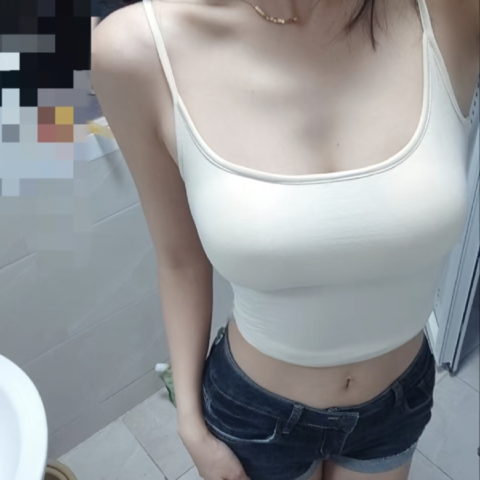 听💫/极品御海报