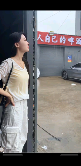 我说了我车上有伞……