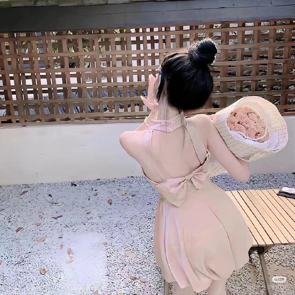 依诺🎀小公主海报