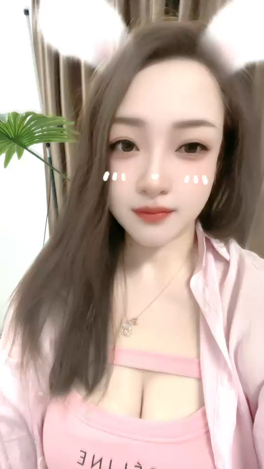 是美颜欺骗了你，我还